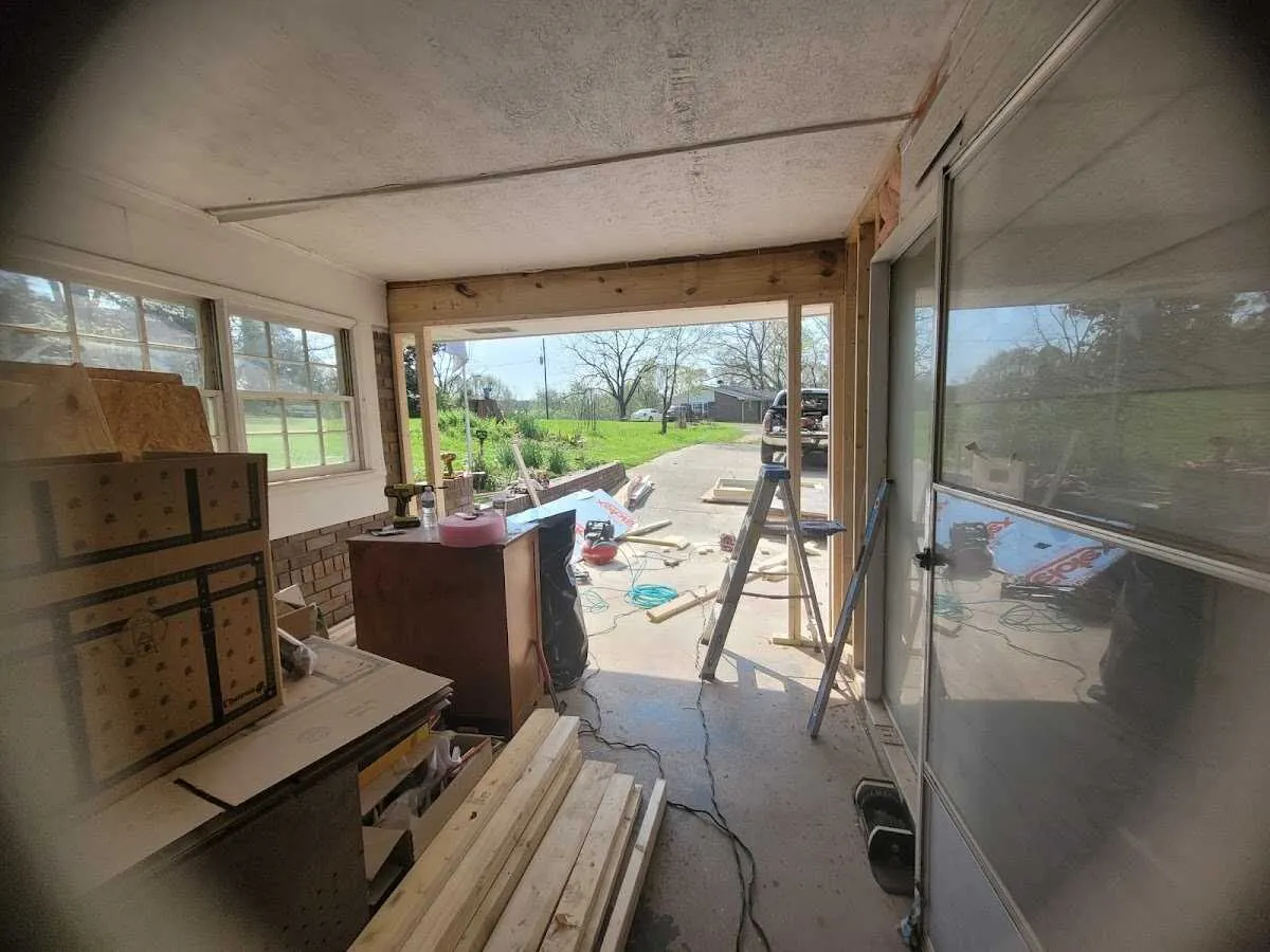 Air movers and dehumidifier for Drying & Dehumidification in Gilmer